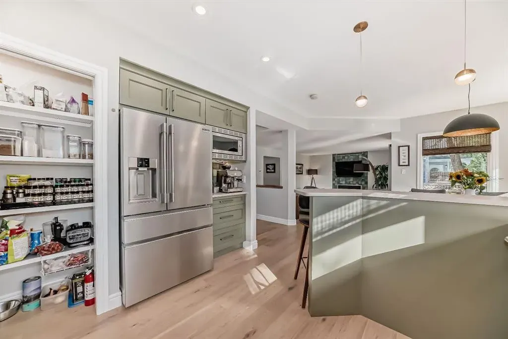 31 Riverview Drive