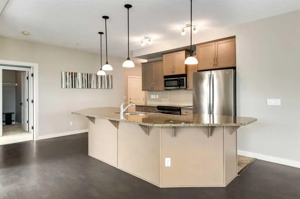 35 Aspenmont Heights SW, #244