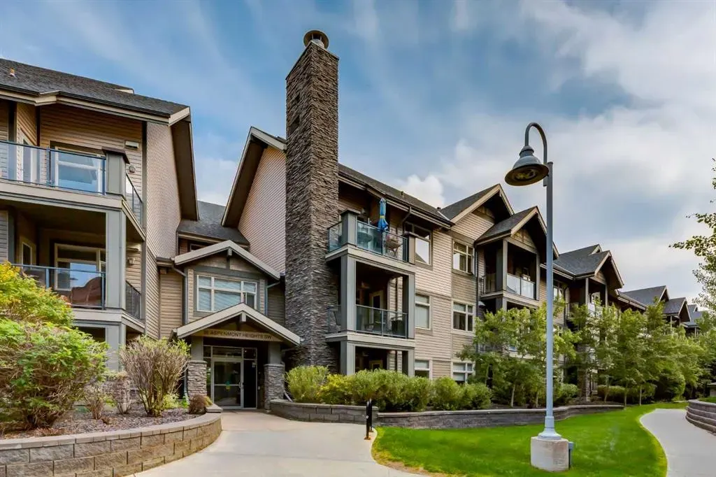 35 Aspenmont Heights SW, #244