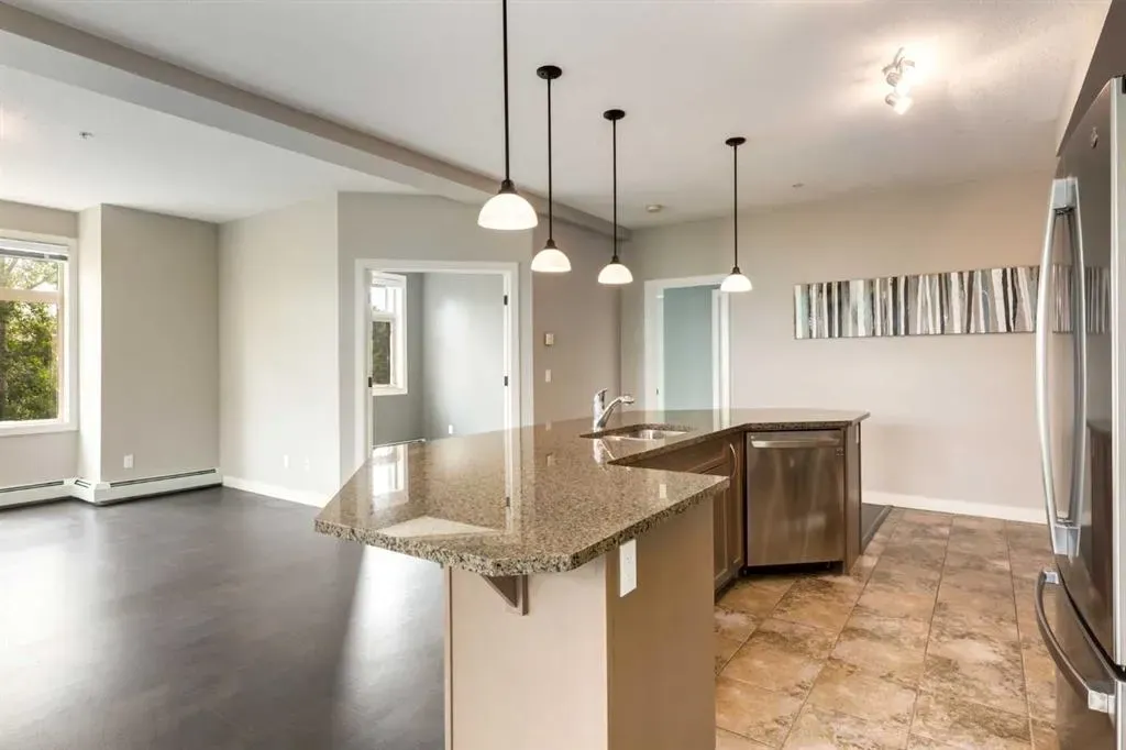 35 Aspenmont Heights SW, #244