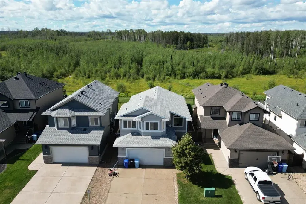 457 Walnut Crescent