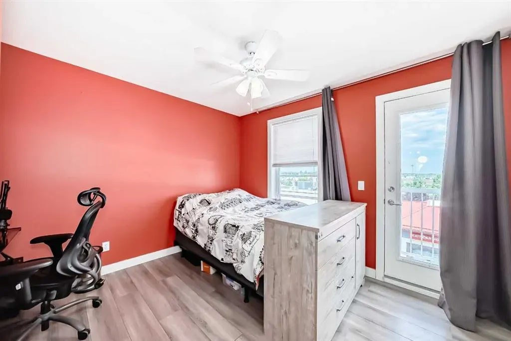 50 Westland Road, #302