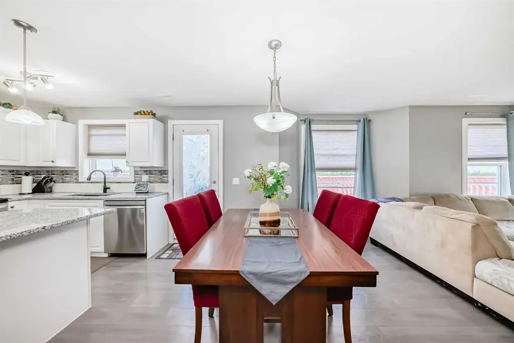 50 Westland Road, #302