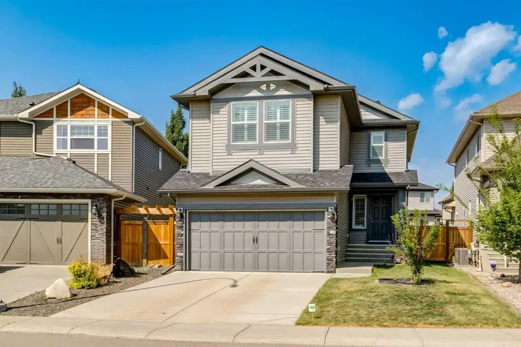 70 Silverado Skies Crescent SW