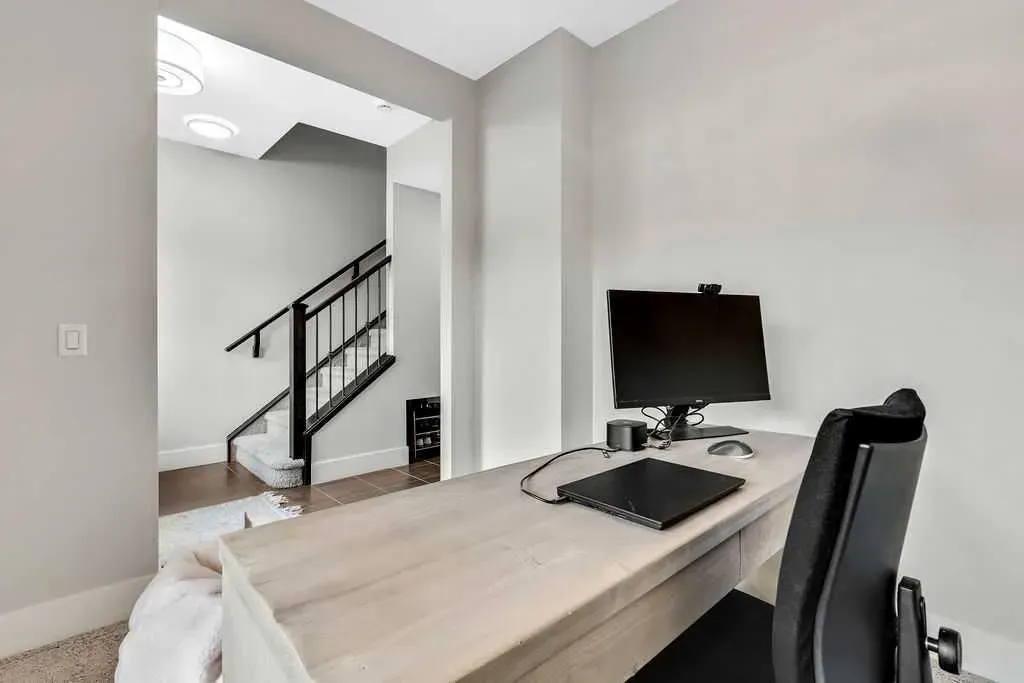 44 Quarry Lane SE
