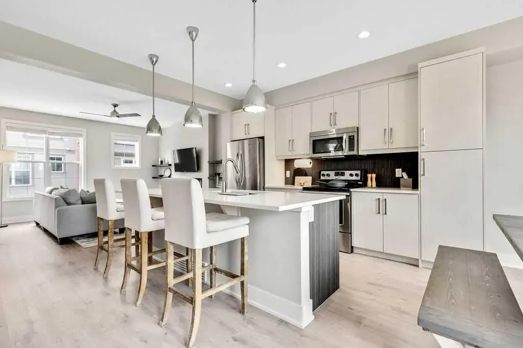 44 Quarry Lane SE