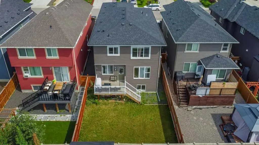 233 Kingsbury Close SE