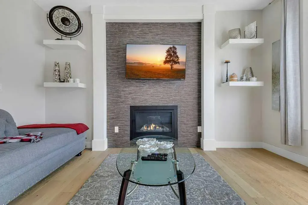 233 Kingsbury Close SE