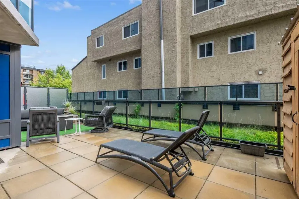 303 13 Avenue SW, #201
