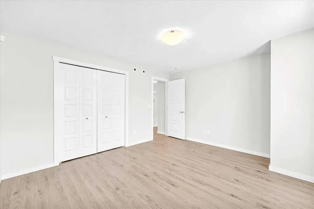 523 Cranford Mews SE