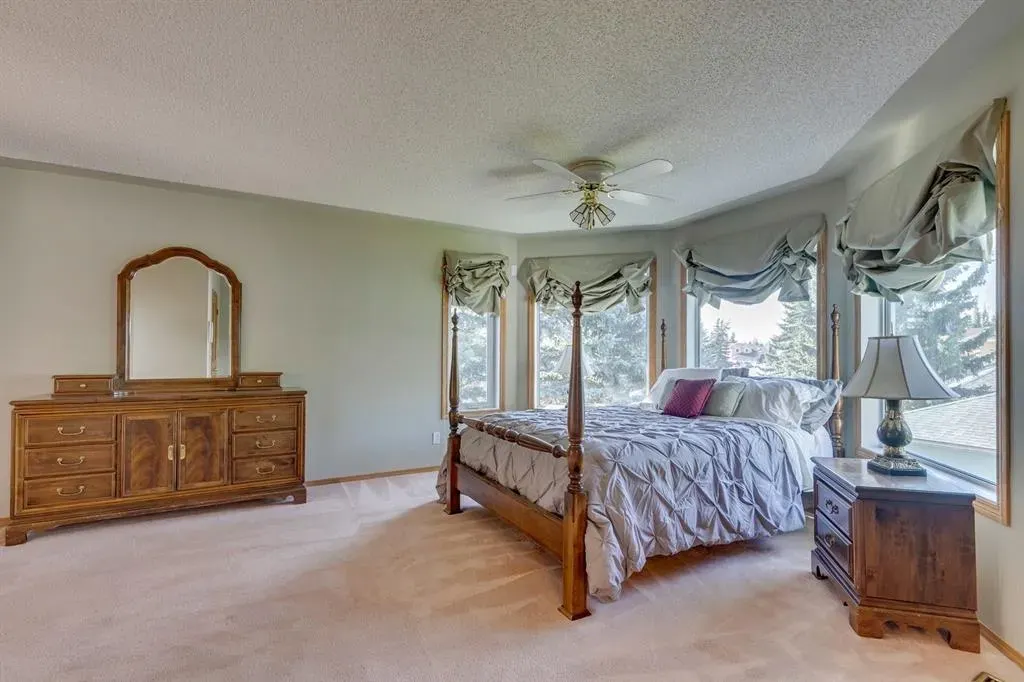 1517 Evergreen Hill SW