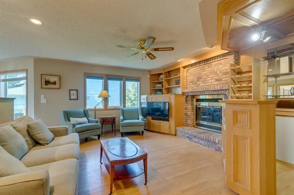 1517 Evergreen Hill SW