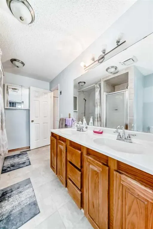 28 Berwick Crescent NW, #63