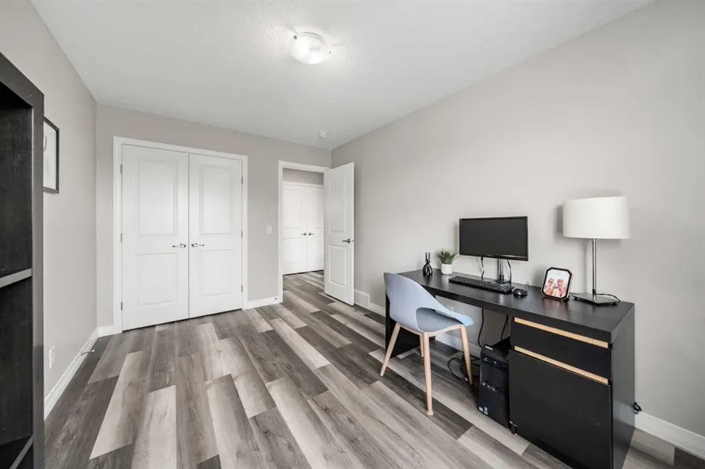 374 Magnolia Square SE