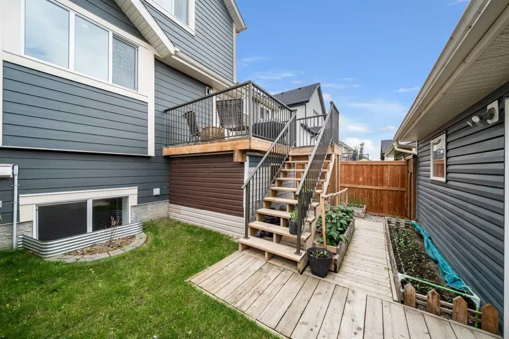 374 Magnolia Square SE