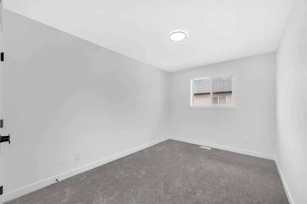 126 Oakmere Point