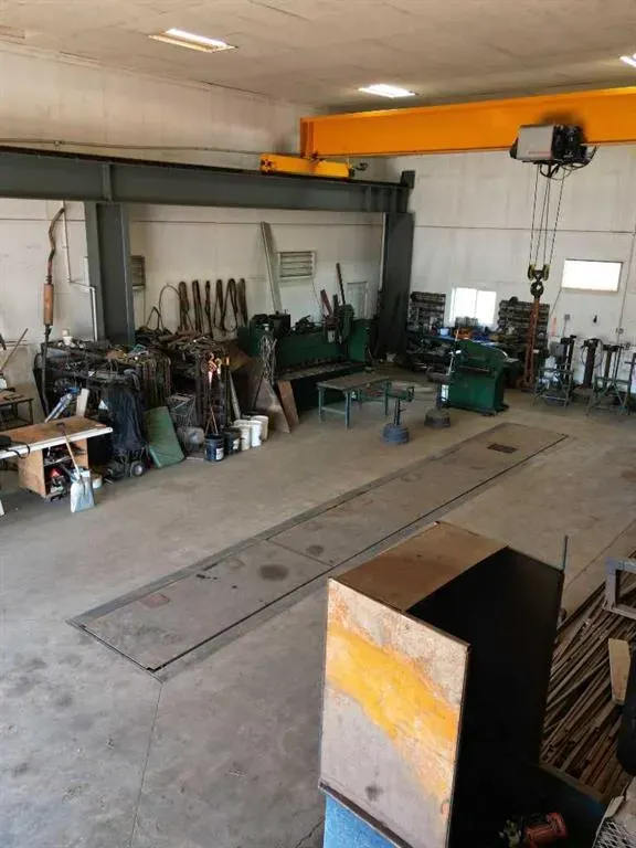 94038 Range Road 172