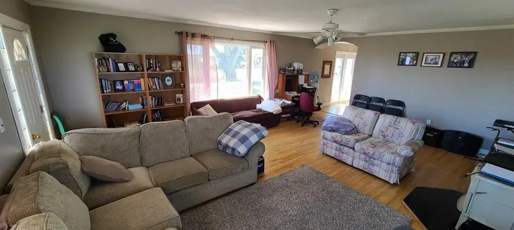 94038 Range Road 172