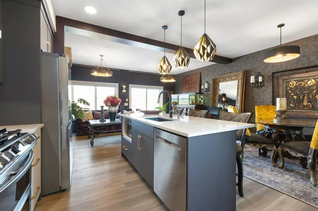 255 Heritage Heights