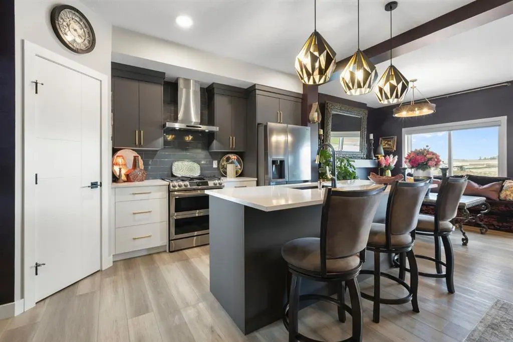 255 Heritage Heights