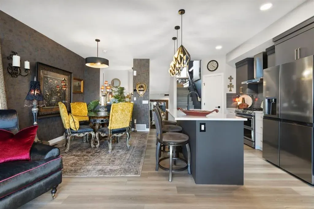 255 Heritage Heights
