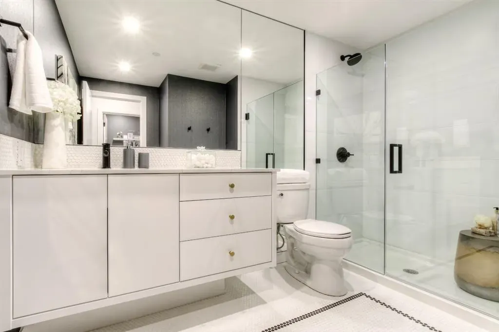 8505 Broadcast Avenue SW, #114