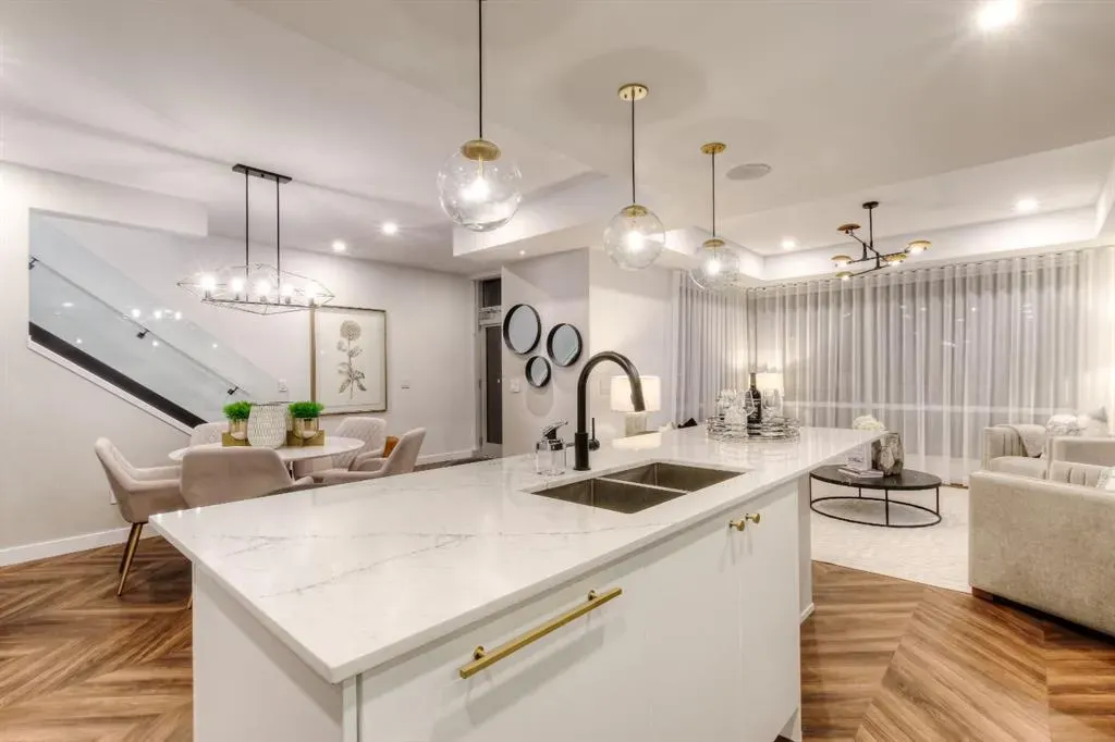 8505 Broadcast Avenue SW, #114