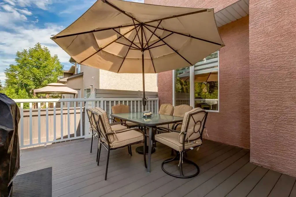 213 Evergreen Plaza SW