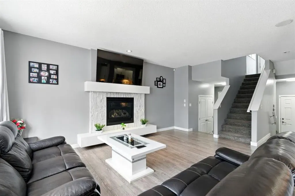 313 Kings Heights Drive SE