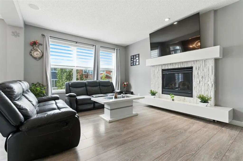 313 Kings Heights Drive SE