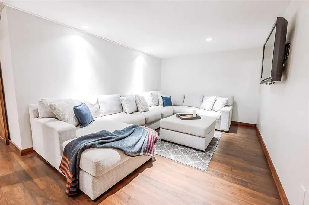 65008 774 Township