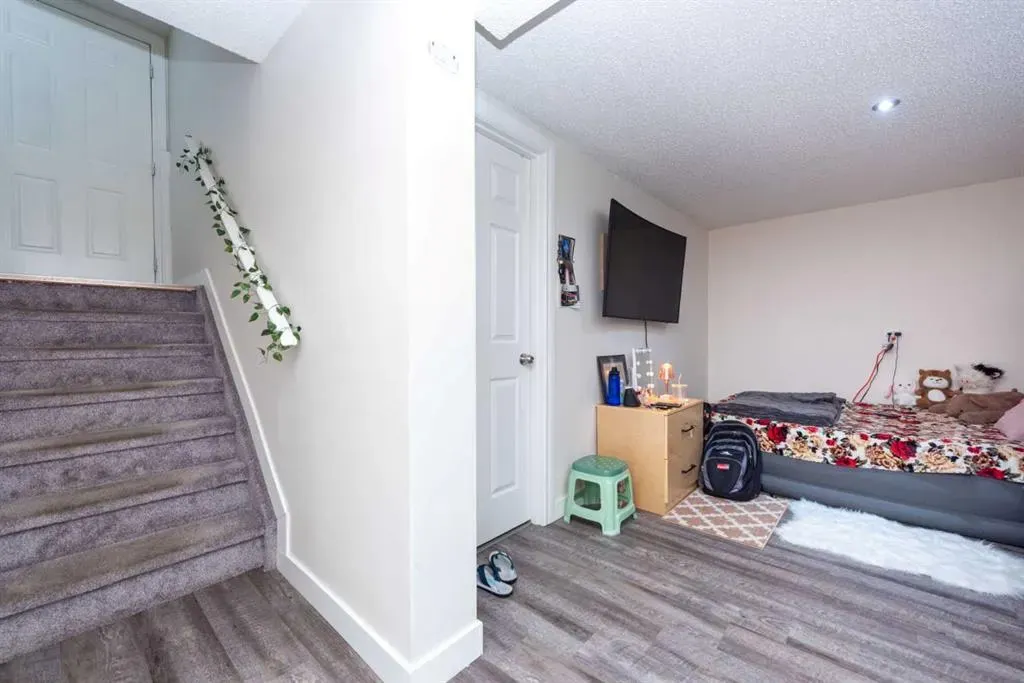 39 Tararidge Drive NE