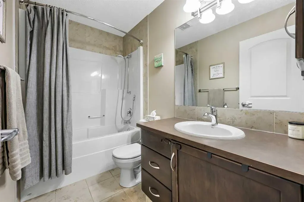 15 Sage Valley Court NW