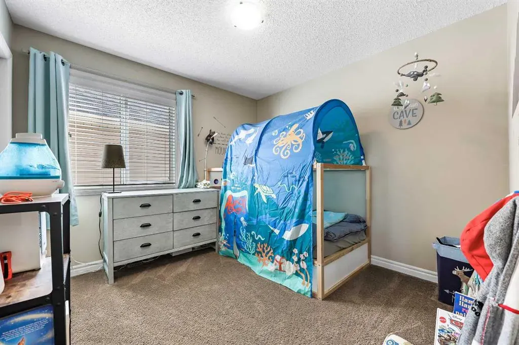 15 Sage Valley Court NW