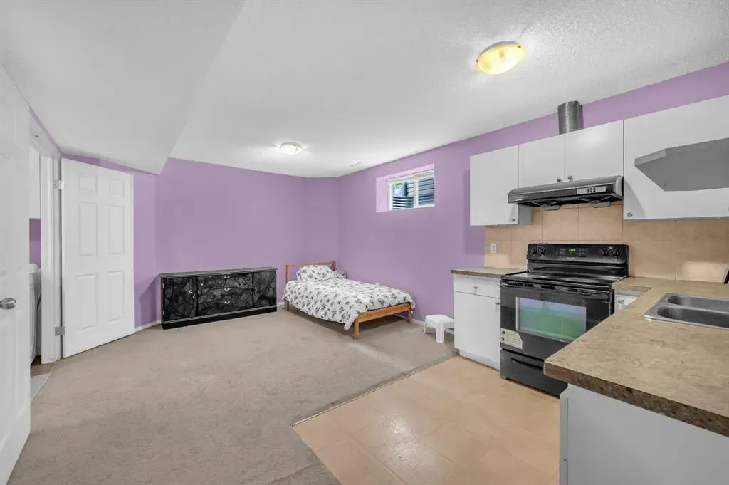 14 Tarington Place NE