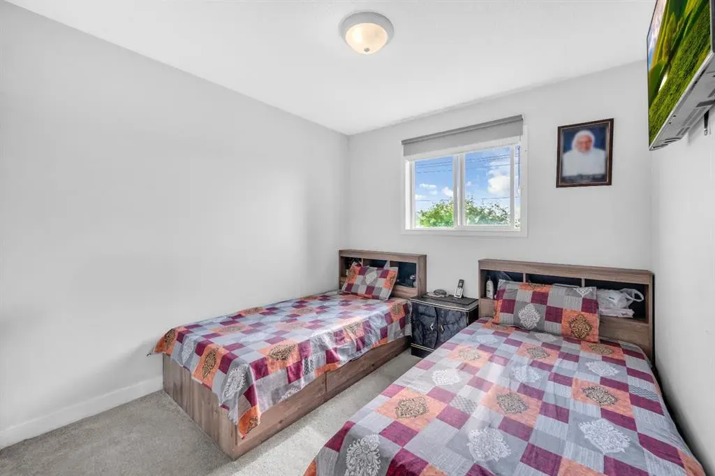 14 Tarington Place NE