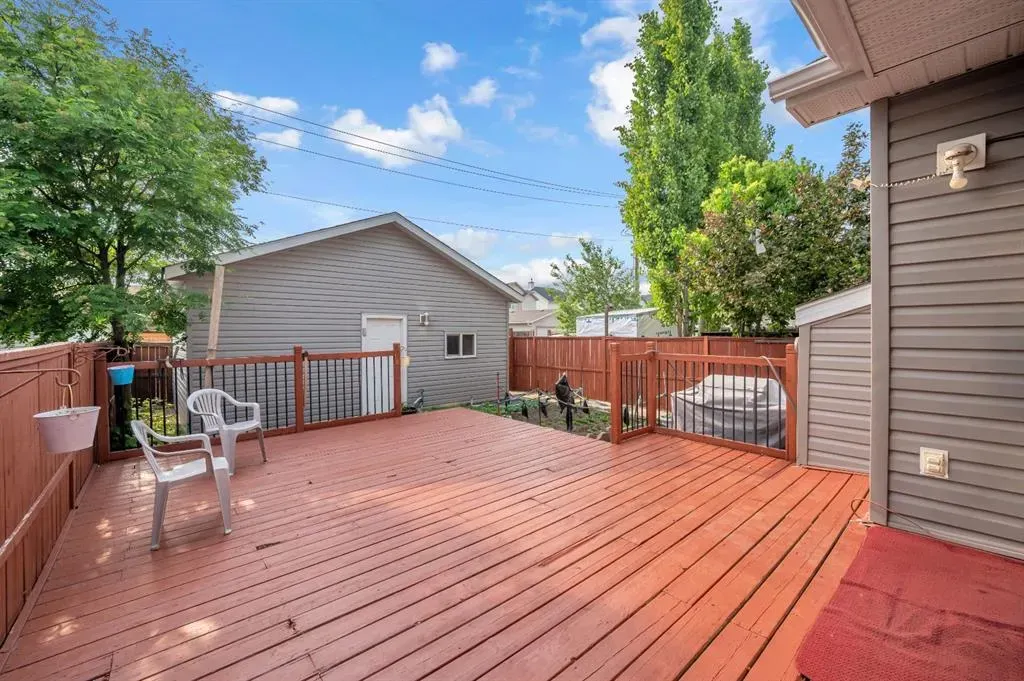 14 Tarington Place NE