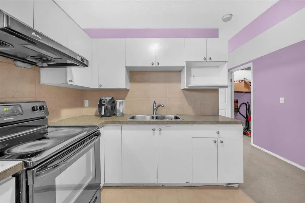 14 Tarington Place NE