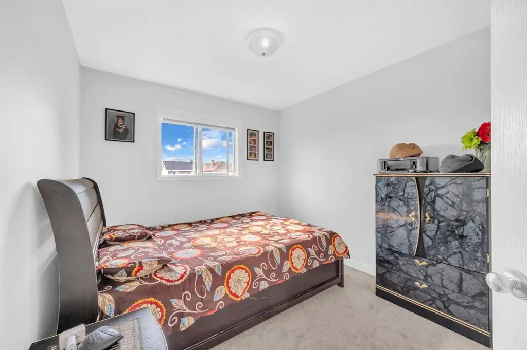 14 Tarington Place NE