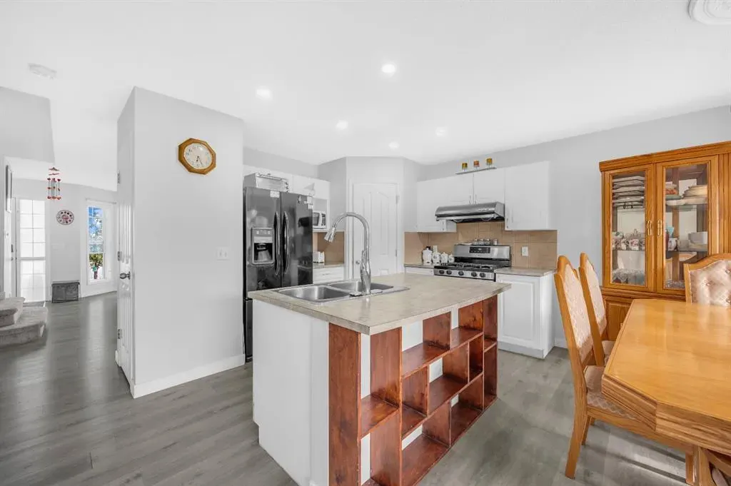 14 Tarington Place NE