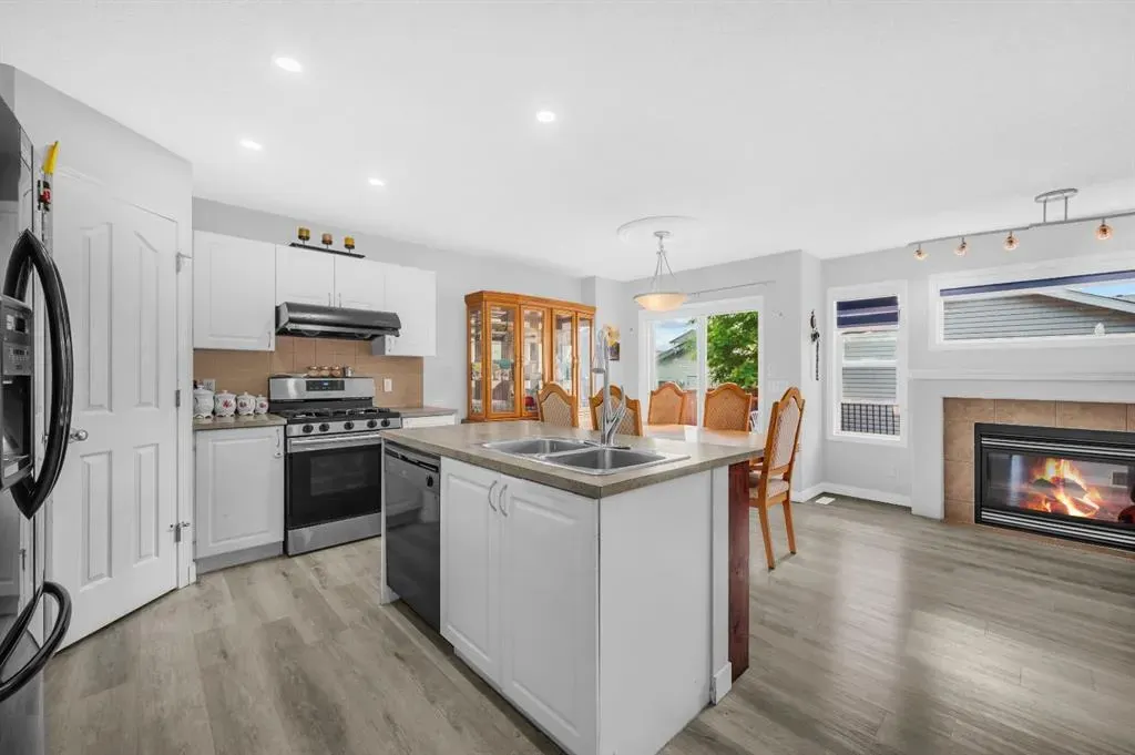 14 Tarington Place NE