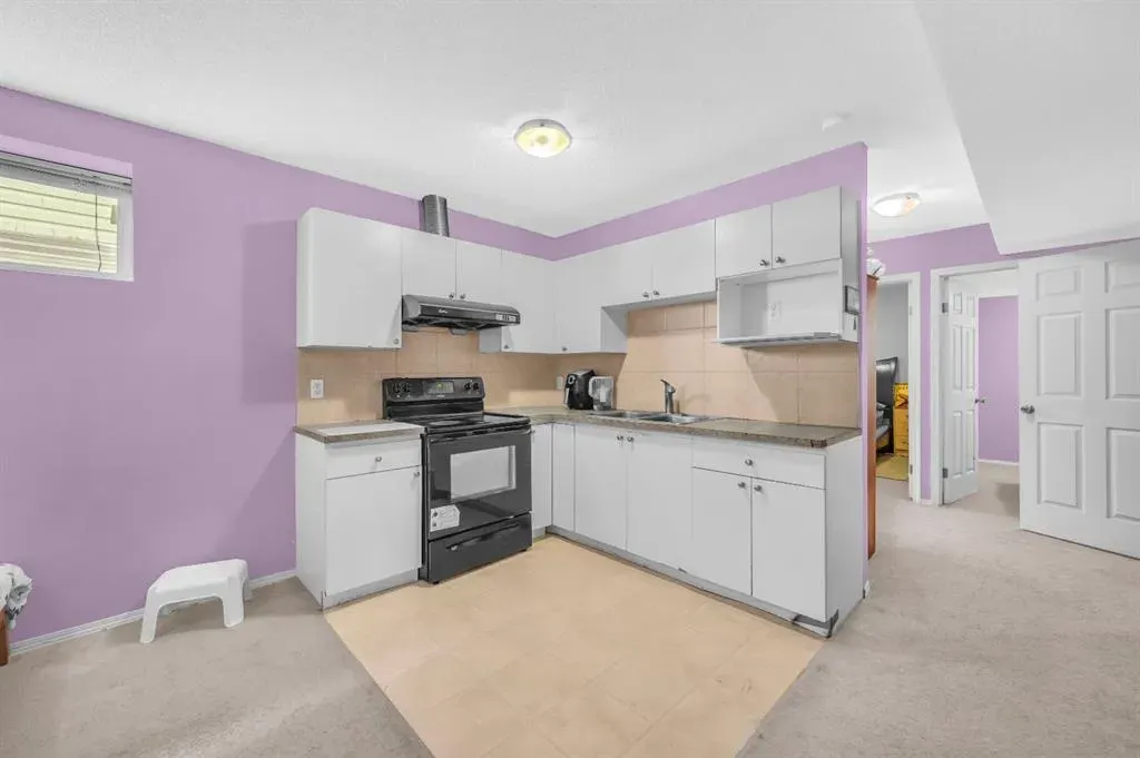 14 Tarington Place NE