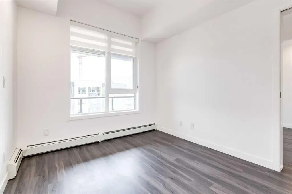 4138 University Avenue NW, #617