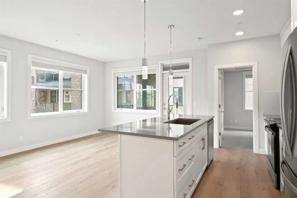 80 Greenbriar Place NW, #3203