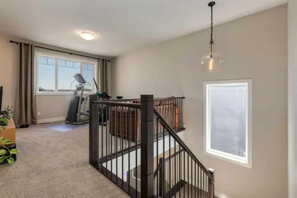 120 Emberside Glen