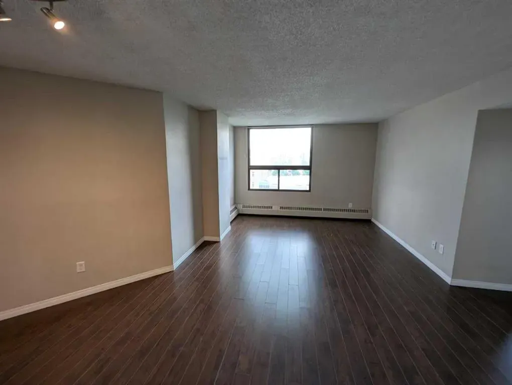 1202 13 Avenue SW, #703