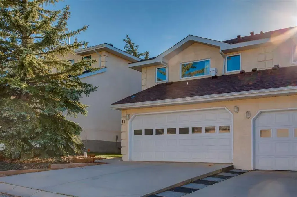 200 Sandstone Drive NW, #17
