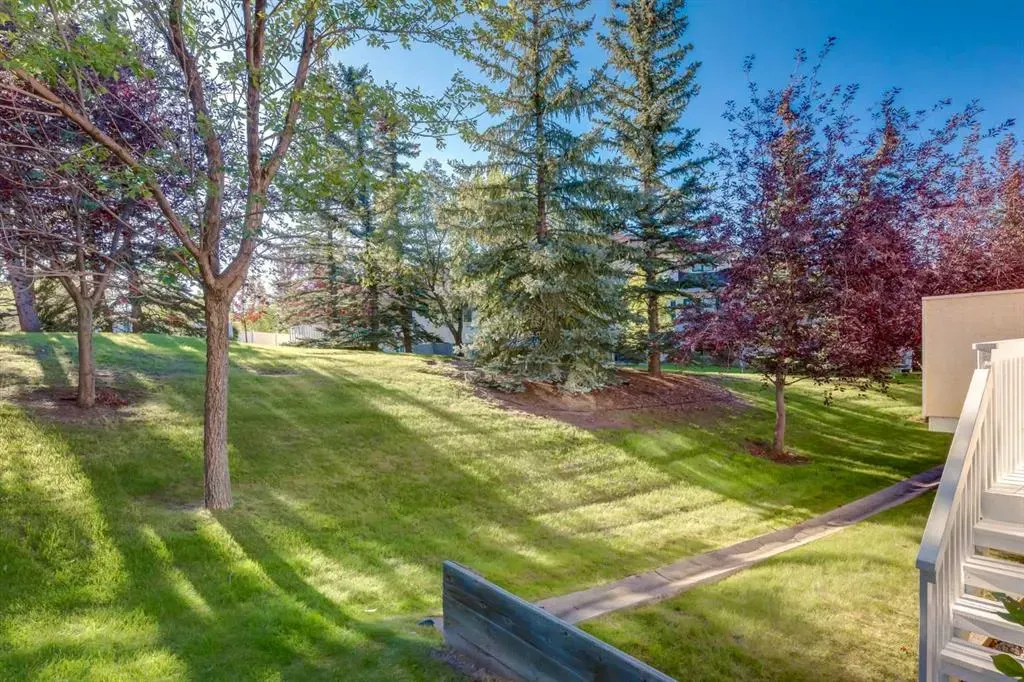 200 Sandstone Drive NW, #17
