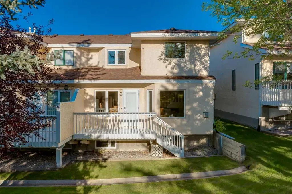 200 Sandstone Drive NW, #17