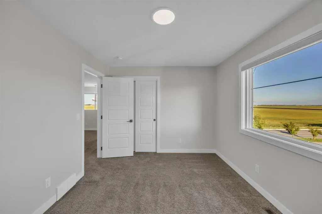 116 Homestead Close NE